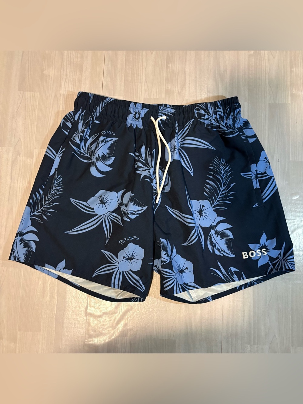 Hugo Boss Swim Trunks Mens Size S Blue Floral Quick Dry Shorts Lined
